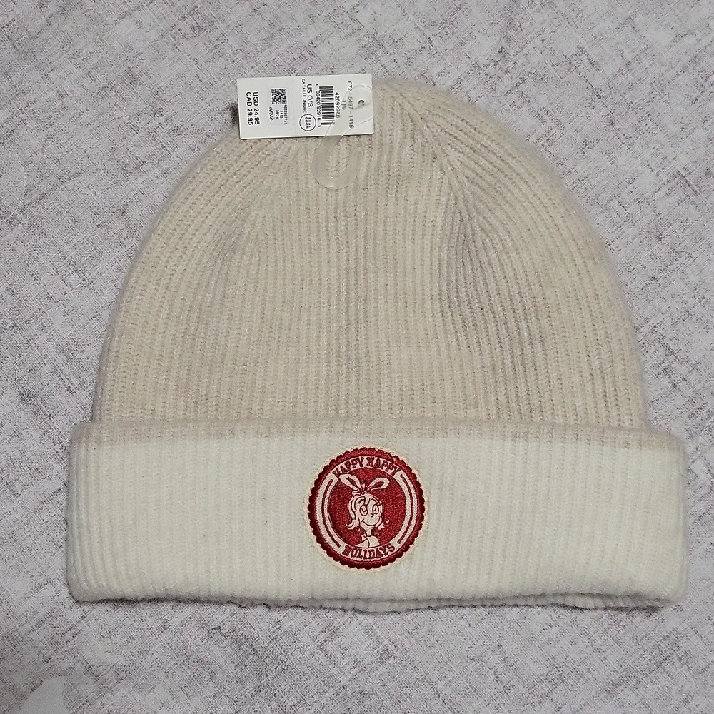 Aerie Cindy Lou Dr Seuss Soft Knit Beanie Hat